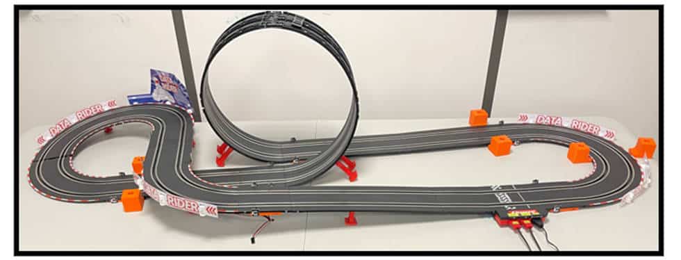 Circuit de petites voitures électriques